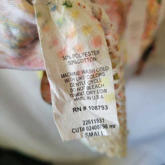 Cubism Small Ruffled Pastel Top Tiered Floral 3/4 sleeve texture crochet EUC - Picture 8 of 8